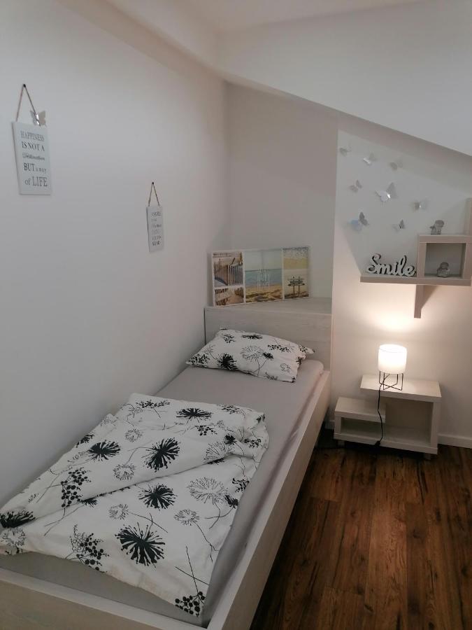 Apartmani Kiko Porec Exterior photo